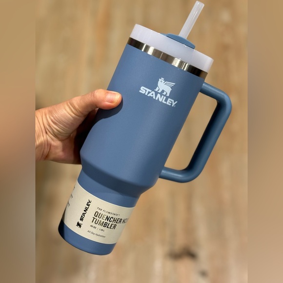 stanley Indigo tumbler 40 oz - Picture 1 of 4